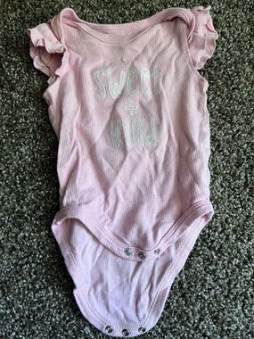 Rene Rofe baby Light Pink Sleeveless Snap Bodysuit
